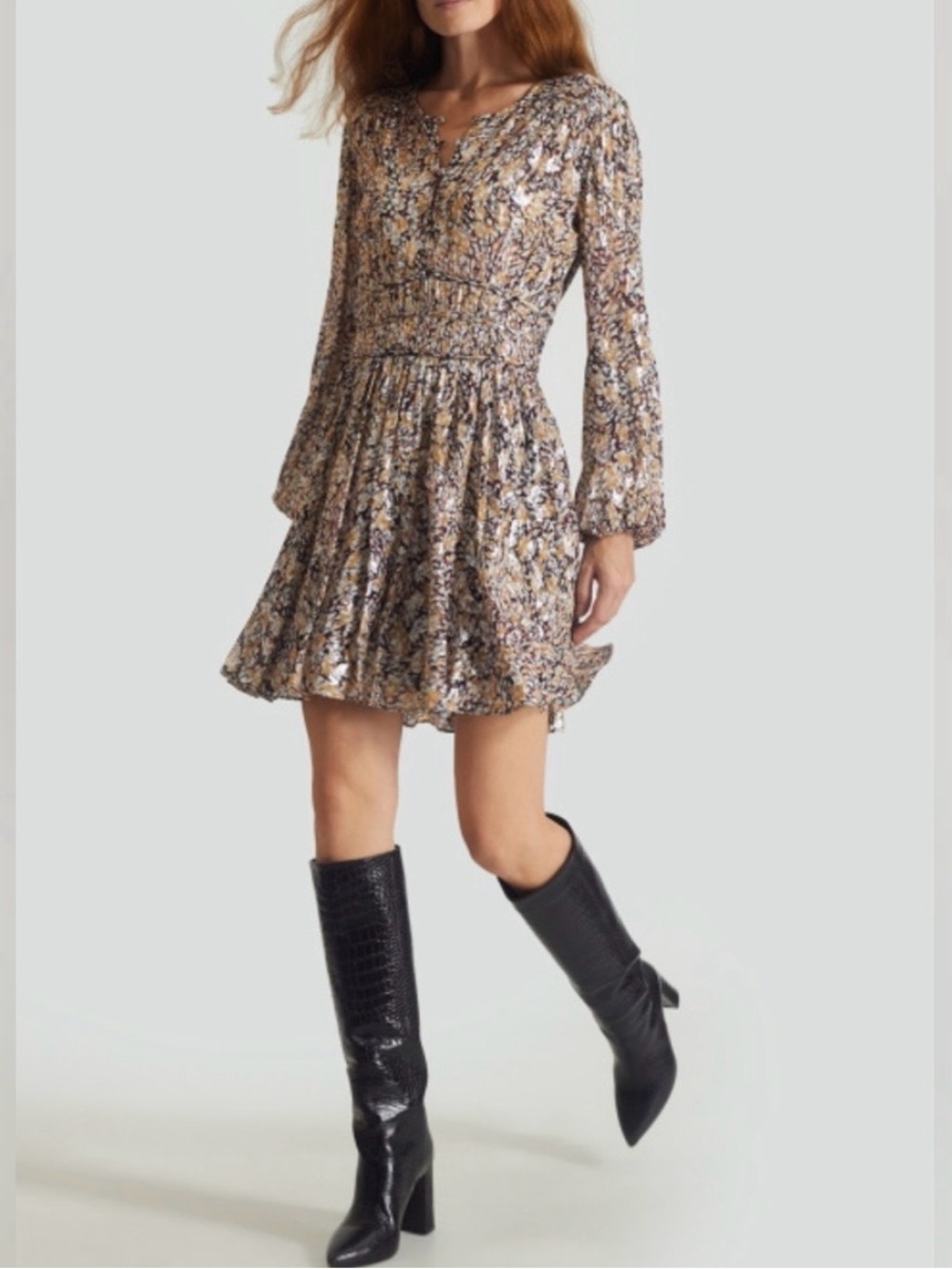 Maje Ribbia Lurex Jacquar mini dress
Size 38 US 7.5 u 8